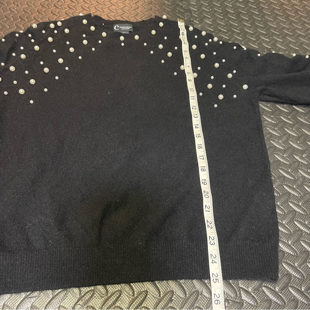 Bloomingdales Cashmere Sweater Pearl Embellished Crew Neck Size Large Black - Picture 7 of 8